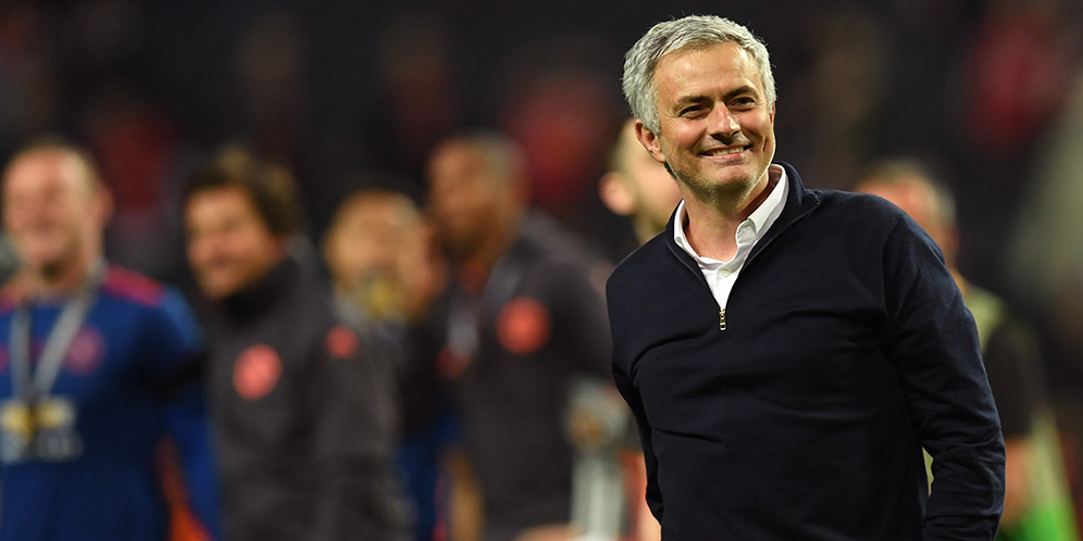 Mourinho Jadi Pelatih Pertama Raih 'Double-double' Eropa Mourinho Jadi Pelatih Pertama Raih 'Double-double' Eropa