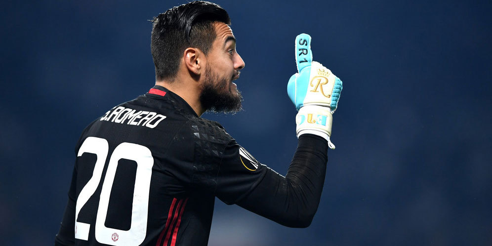 Loyal di MU, Romero Tolak Inter Milan