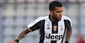 11 Tahun Silam, Liverpool Akui Hampir Datangkan Dani Alves 11 Tahun Silam, Liverpool Akui Hampir Datangkan Dani Alves