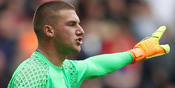 Aston Villa Deklarasikan Minat Pada Kiper MU Ini
