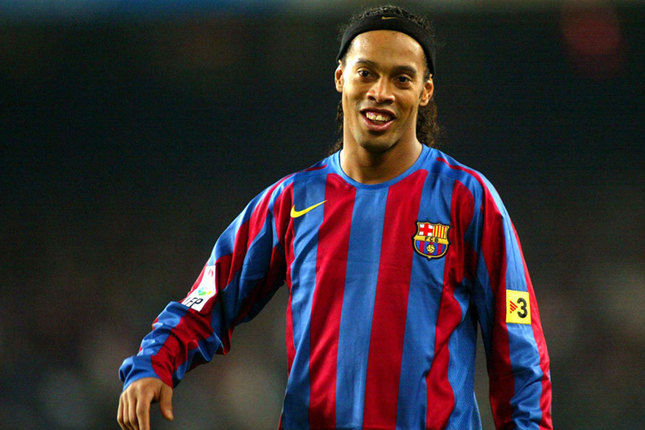 Akankah Bisa Sehebat Ronaldinho? Akankah Bisa Sehebat Ronaldinho?