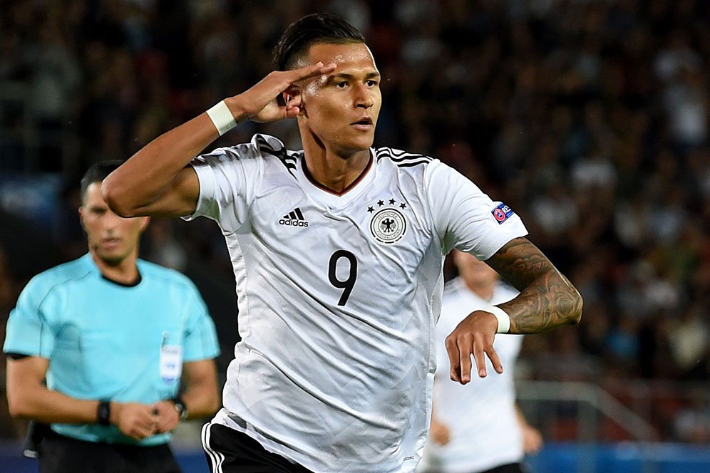 Italia Tumbang, Jerman Menang Italia Tumbang, Jerman Menang