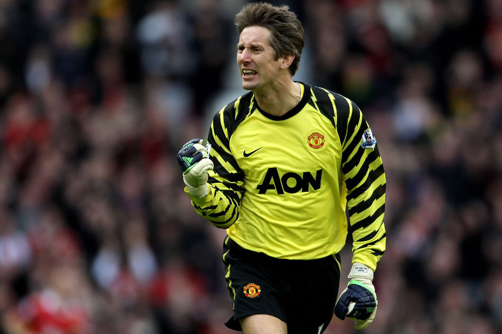Paul Scholes Sebut Edwin van der Sar Sebagai Solusi Sempurna untuk Manchester United Paul Scholes Sebut Edwin van der Sar Sebagai Solusi Sempurna untuk Manchester United