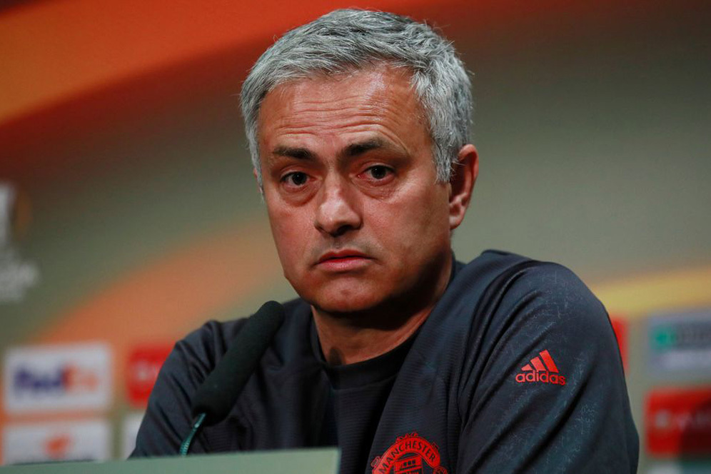 Ayah Mourinho Menghembuskan Nafas Terakhir di Portugal