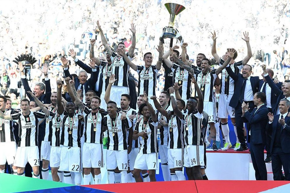 Juventus Tak Akan Tukar Scudetto Dengan Trofi Liga Champions Juventus Tak Akan Tukar Scudetto Dengan Trofi Liga Champions