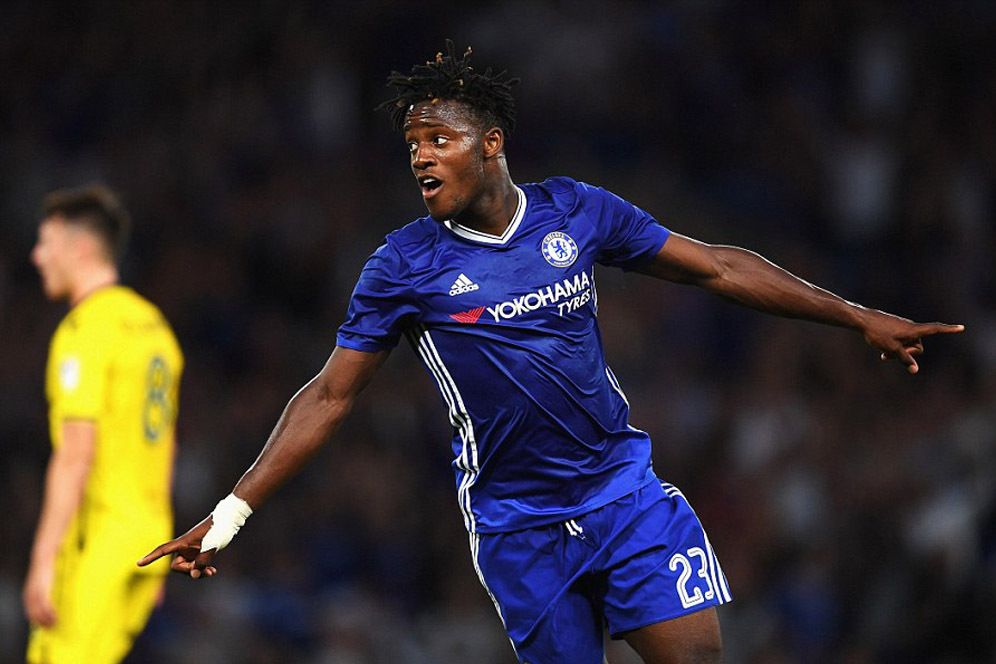 Habiskan Liburan, Batshuayi Berencana Main FIFA Habiskan Liburan, Batshuayi Berencana Main FIFA