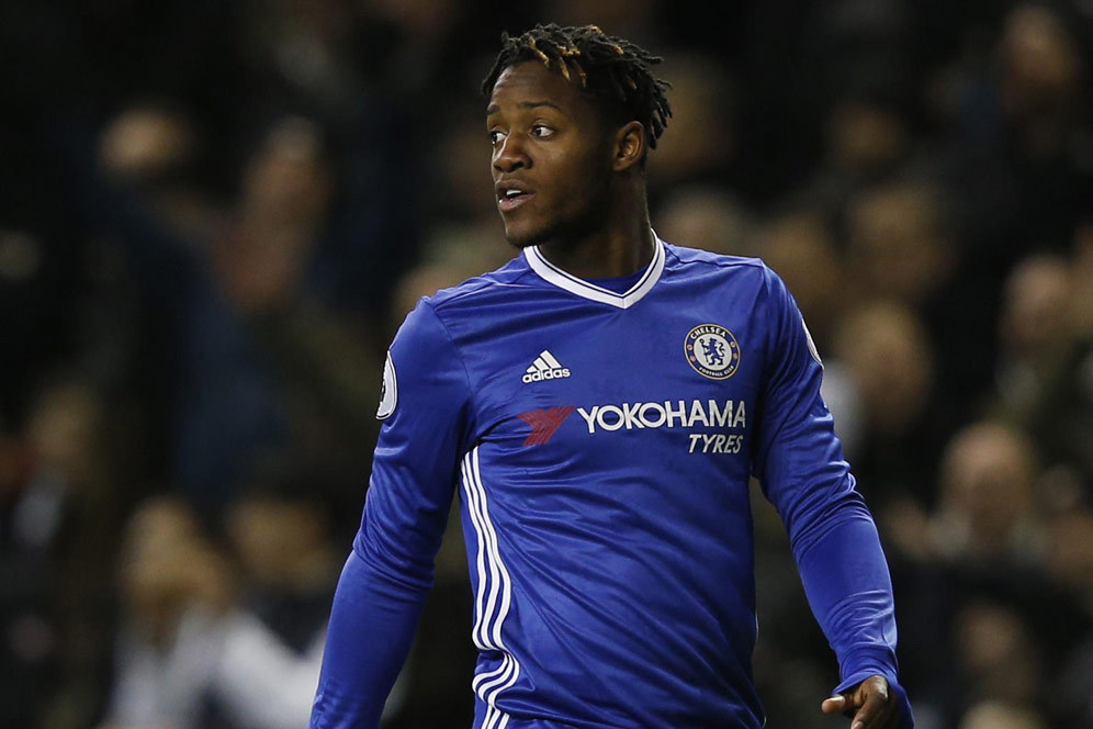 Babayaro: Batshuayi Tak Cukup Bagus Untuk Chelsea Babayaro: Batshuayi Tak Cukup Bagus Untuk Chelsea