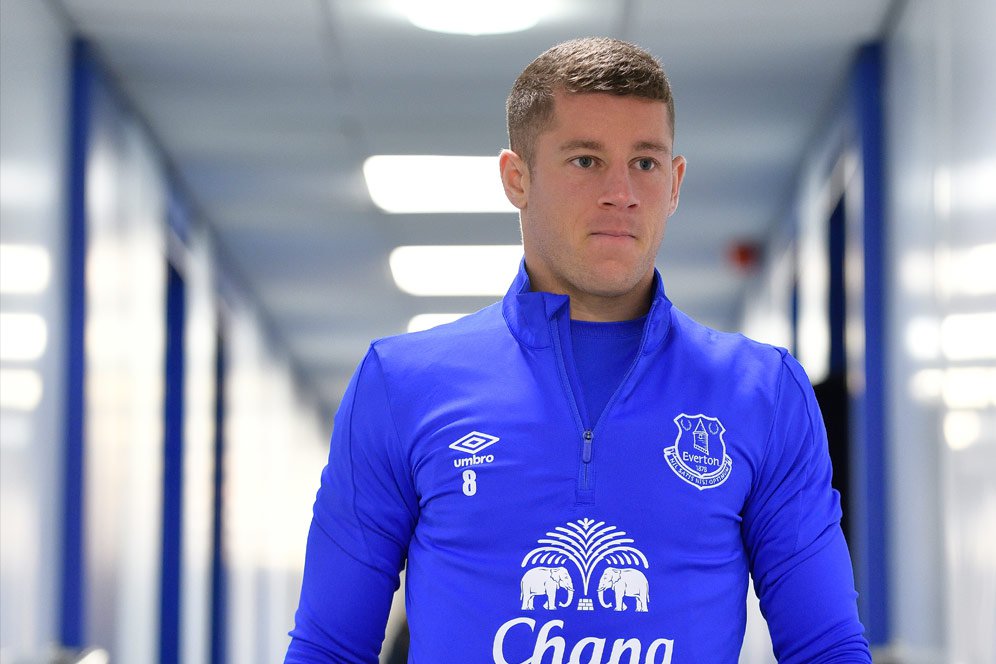 Chelsea Masih Inginkan Barkley di Januari Mendatang Chelsea Masih Inginkan Barkley di Januari Mendatang