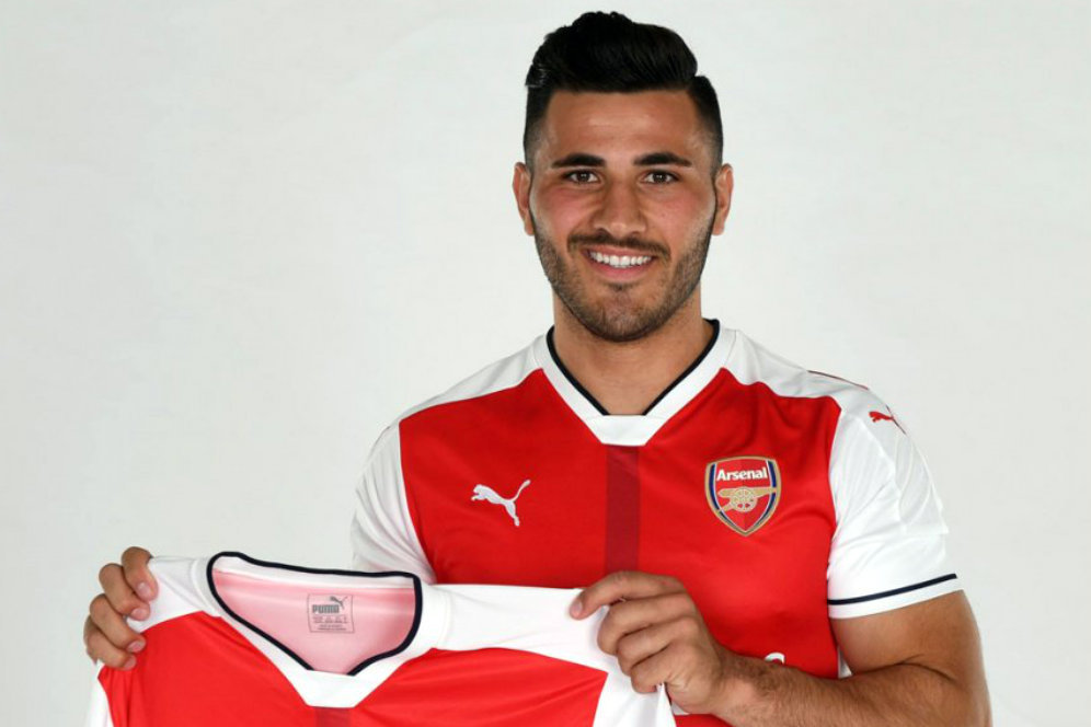 Sead Kolasinac Akhirnya Resmi Merapat ke Arsenal Sead Kolasinac Akhirnya Resmi Merapat ke Arsenal