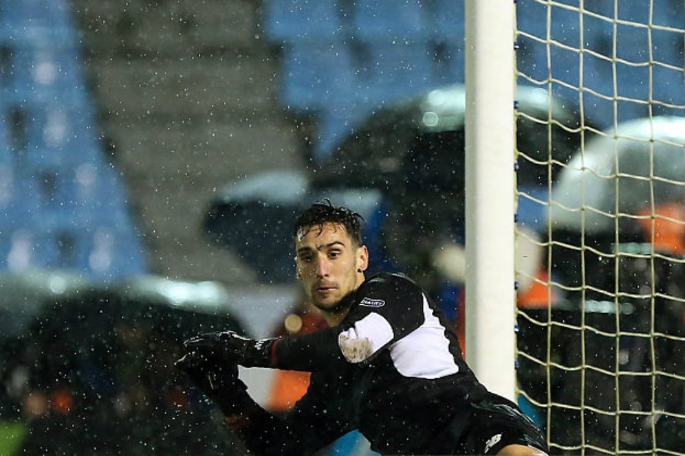 Liverpool dan Everton Berebut Kiper Sevilla Liverpool dan Everton Berebut Kiper Sevilla