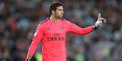 Final FA Cup Lawan Chelsea, Arsenal Diminta Pertahankan Emiliano Martinez
