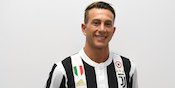 Bernardeschi Tegaskan Tak Mau Disamakan Dengan Baggio