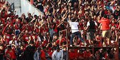 Dikawal Bonek, Pasoepati Antusias Away ke Stadion Gelora Bung Tomo Dikawal Bonek, Pasoepati Antusias Away ke Stadion Gelora Bung Tomo