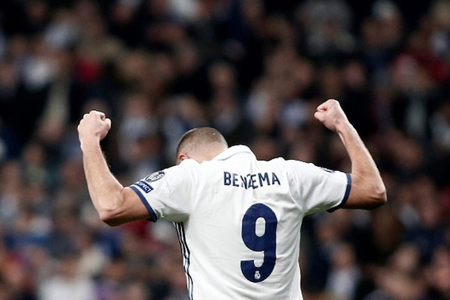 Benzema Tak Minta Tanda Jasa Benzema Tak Minta Tanda Jasa