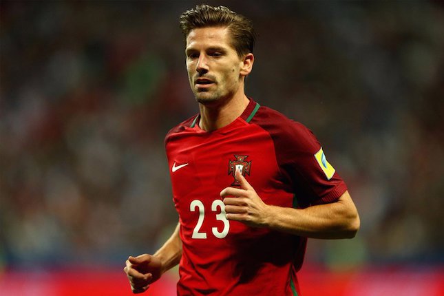 Gelandang Bertahan - Adrien Silva Gelandang Bertahan - Adrien Silva