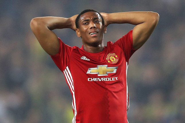 Tak Betah di Old Trafford Tak Betah di Old Trafford