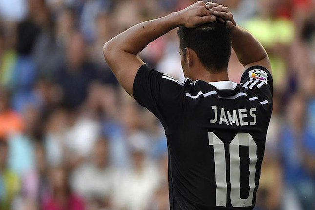 Kemarahan James Memuncak Kemarahan James Memuncak