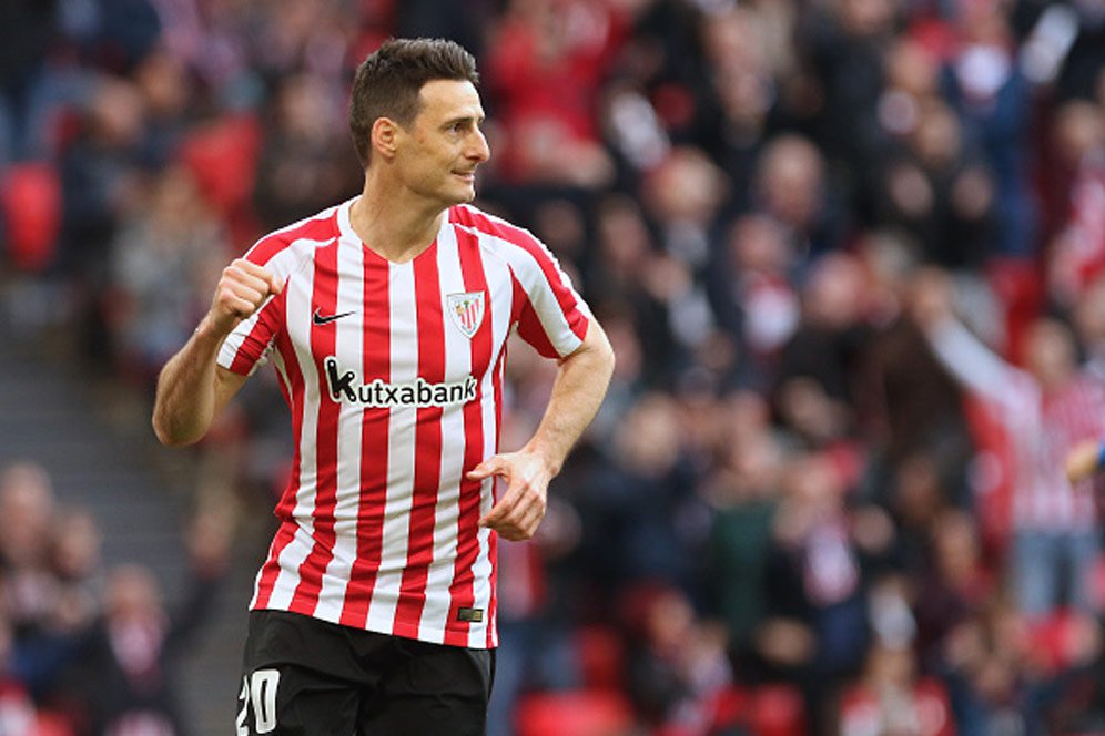 Aritz Aduriz, Usia Tak Mengurangi Ketajaman Aritz Aduriz, Usia Tak Mengurangi Ketajaman