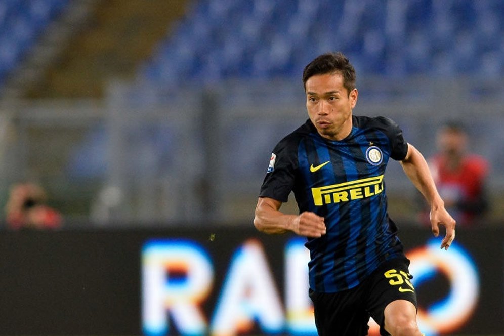 Tiga Klub Premier League Siap Tampung Nagatomo Tiga Klub Premier League Siap Tampung Nagatomo