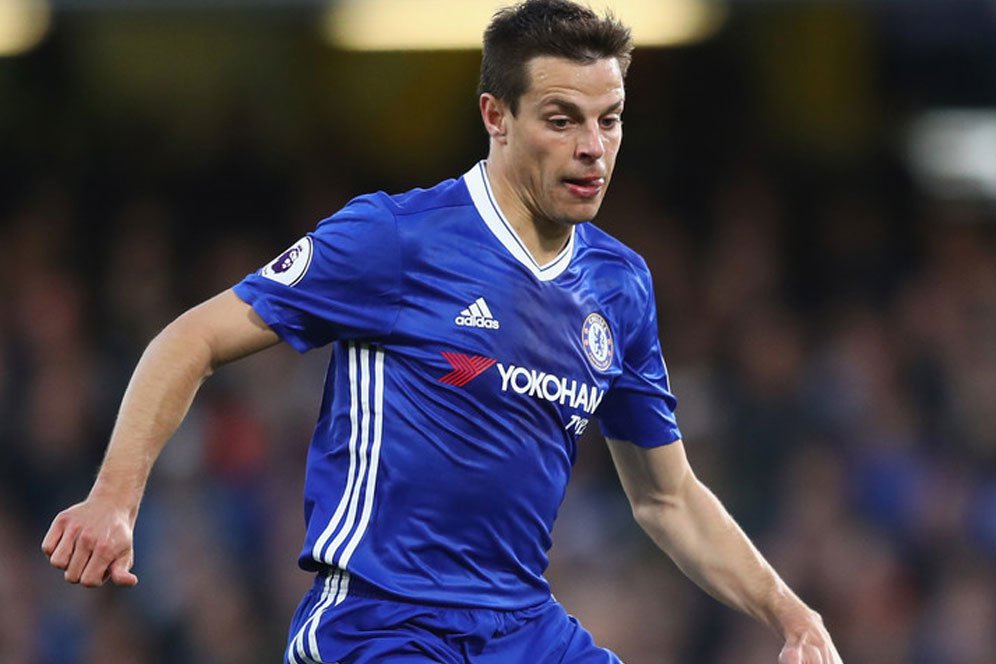 Azpi Minta Chelsea Tak Terpengaruh Tekanan di Wembley