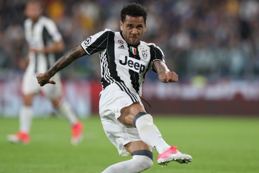 Dani Alves Tuding Presiden Barcelona Berbohong Dani Alves Tuding Presiden Barcelona Berbohong