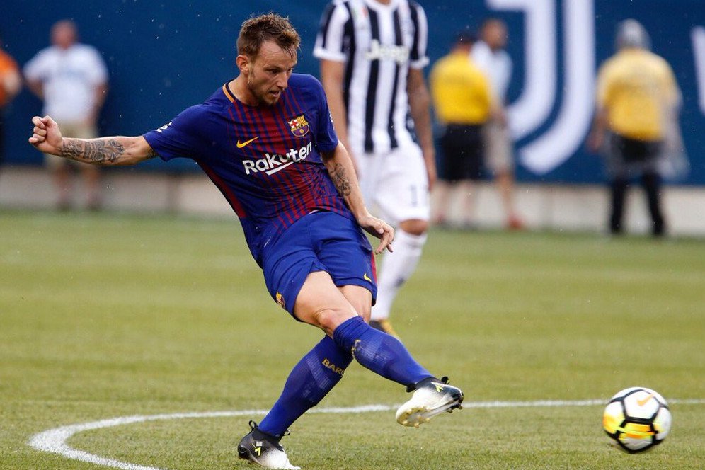 Rakitic: Barca Unggul Tujuh Poin dari Madrid? Jangan Bodoh