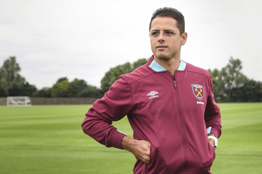 Mourinho Sesali Keputusan MU Lepas Chicharito Mourinho Sesali Keputusan MU Lepas Chicharito