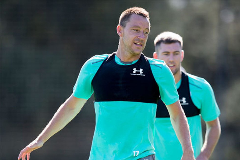 MU Tak Tertarik Rekrut John Terry MU Tak Tertarik Rekrut John Terry