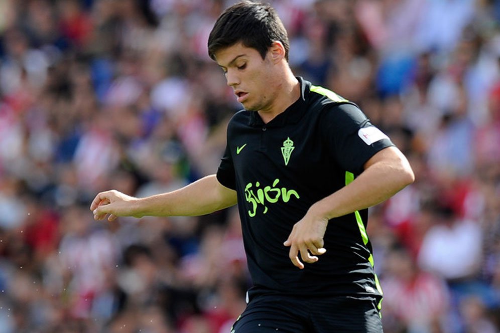 Barcelona Incar Bek Muda Sporting Gijon Barcelona Incar Bek Muda Sporting Gijon
