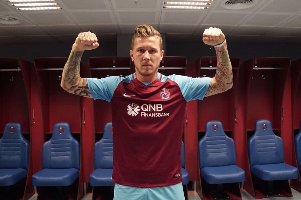Tinggalkan Milan, Kucka Resmi Gabung Trabzonspor Tinggalkan Milan, Kucka Resmi Gabung Trabzonspor