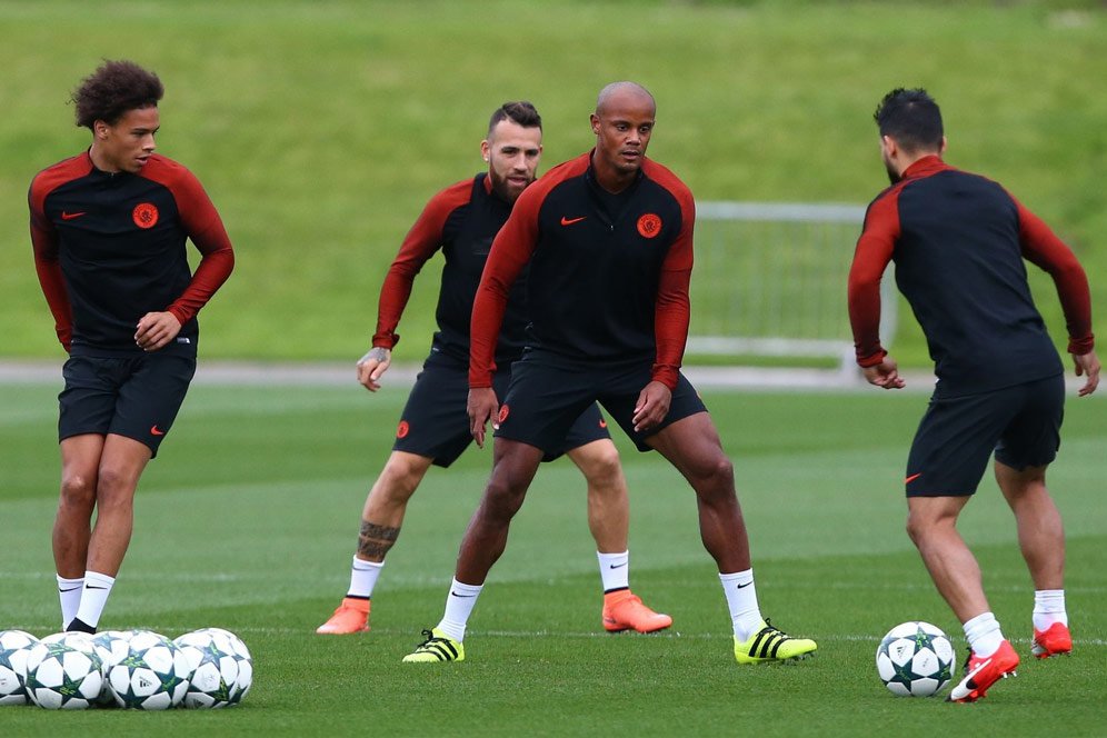 Kompany Minta Pemain Anyar City Tiru Zabaleta Kompany Minta Pemain Anyar City Tiru Zabaleta