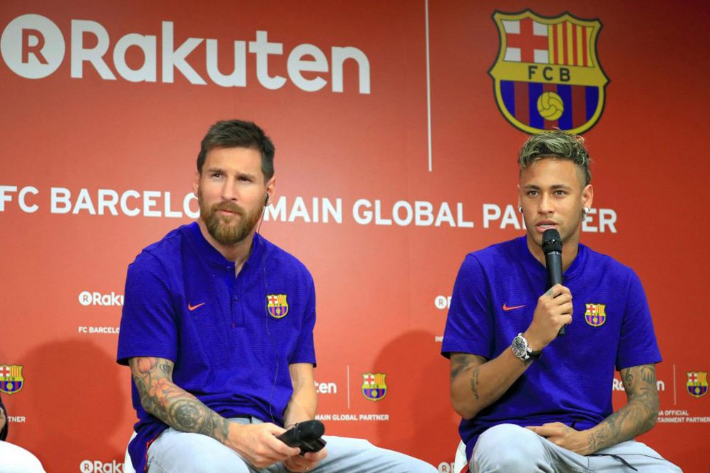 Neymar Balas Salam Perpisahan Messi Neymar Balas Salam Perpisahan Messi