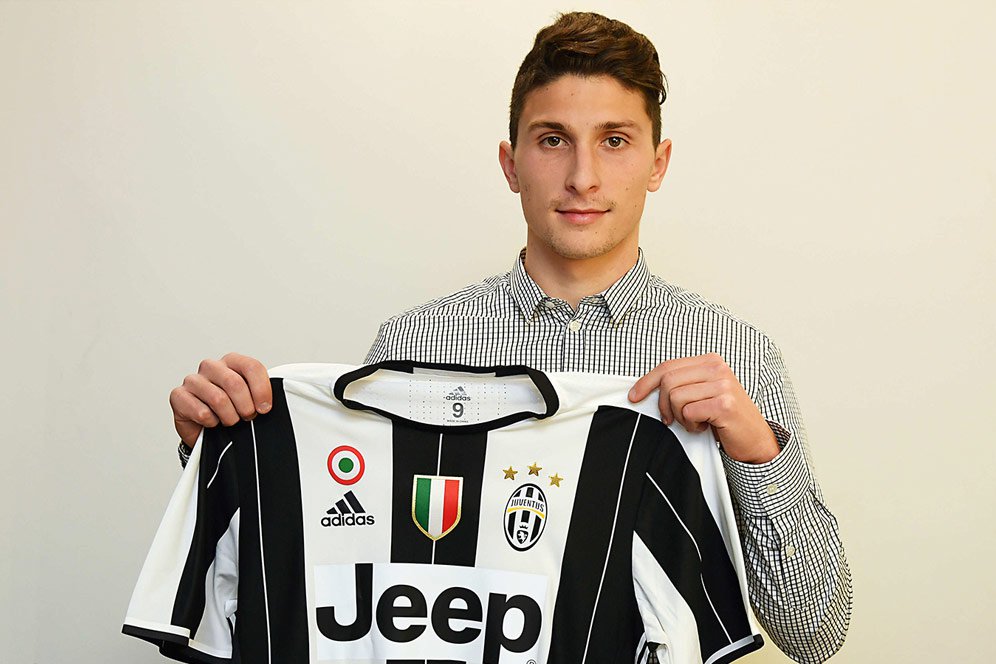 Atalanta: Caldara Belum Akan ke Juventus Atalanta: Caldara Belum Akan ke Juventus