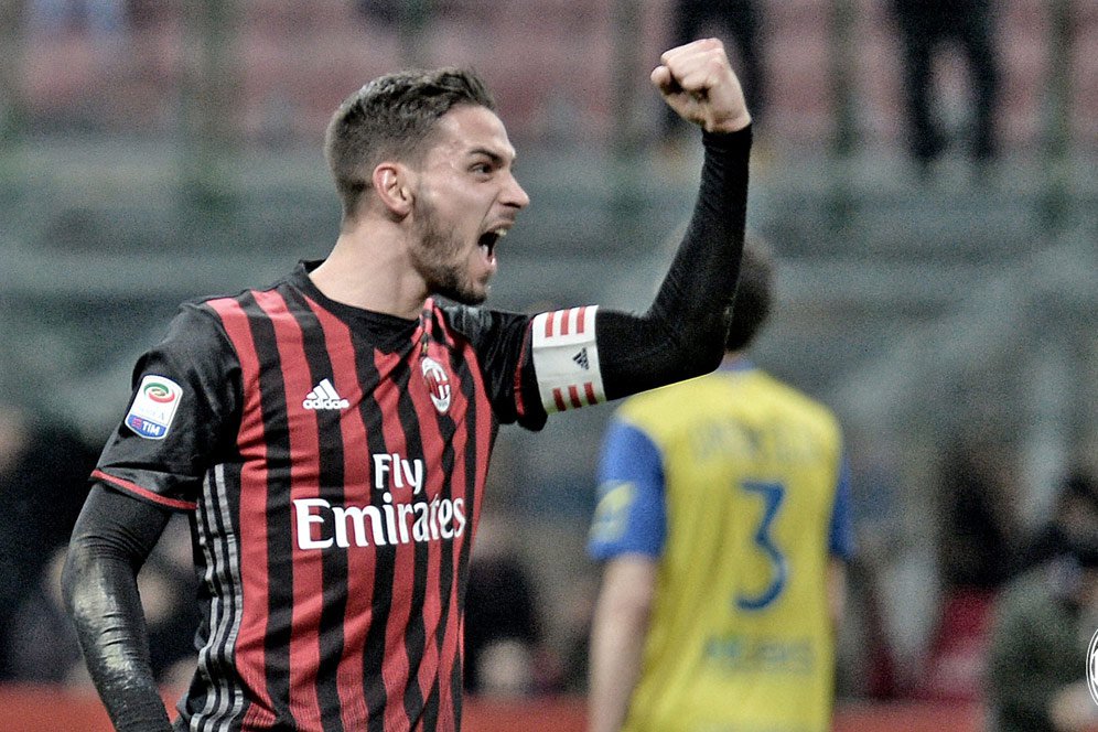 Juventus Temui Agen De Sciglio? Juventus Temui Agen De Sciglio?