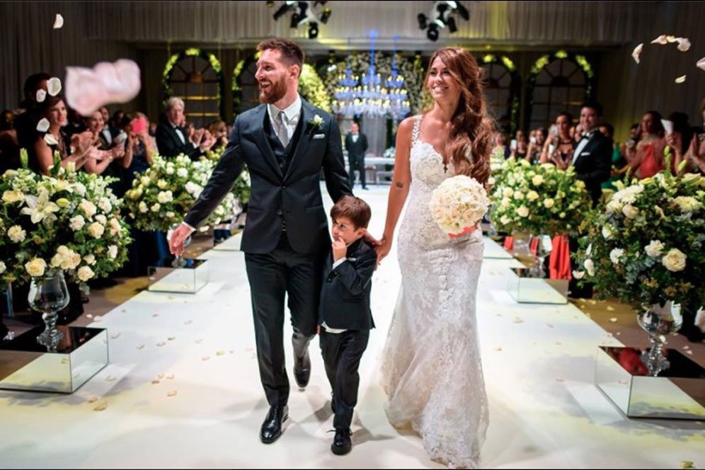 Kisah Asmara Lionel Messi dengan Antonella: Klasik, Romantis, Cinta Pandangan Pertama Kisah Asmara Lionel Messi dengan Antonella: Klasik, Romantis, Cinta Pandangan Pertama