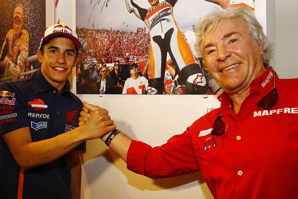 Paddock MotoGP Beri Dukungan untuk Angel Nieto Paddock MotoGP Beri Dukungan untuk Angel Nieto
