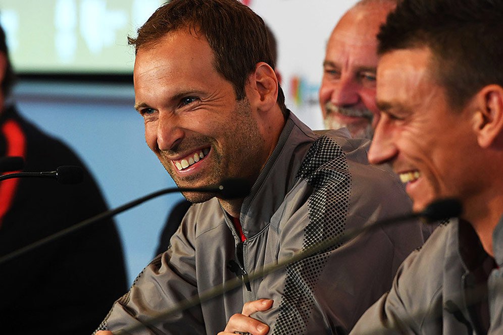 Usai Pensiun, Petr Cech Kembali ke Chelsea?