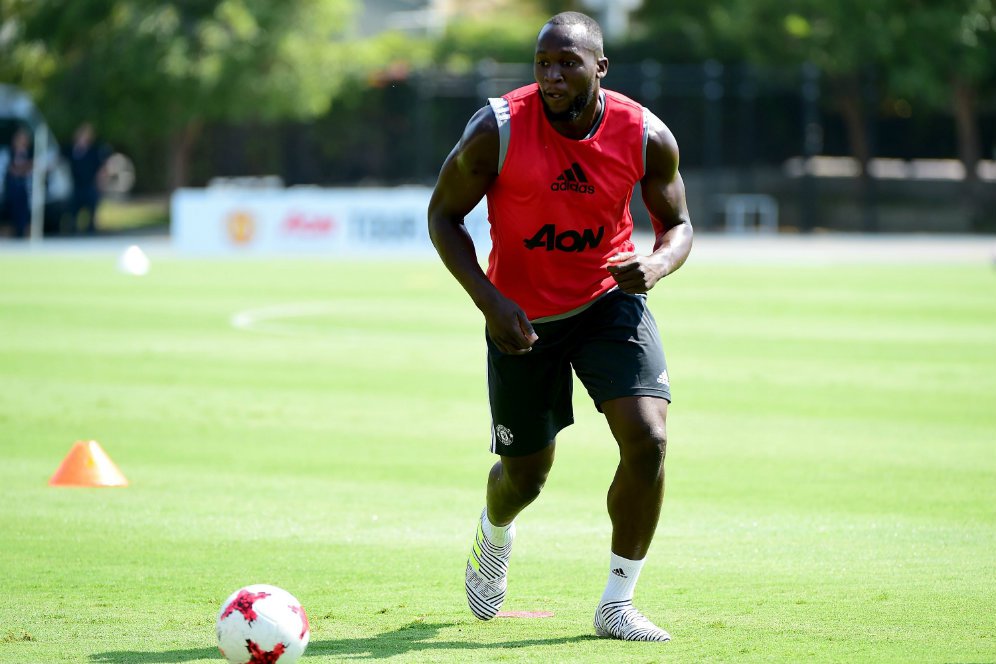 Redknapp Pahami Keputusan Lukaku Tolak Chelsea Demi MU Redknapp Pahami Keputusan Lukaku Tolak Chelsea Demi MU