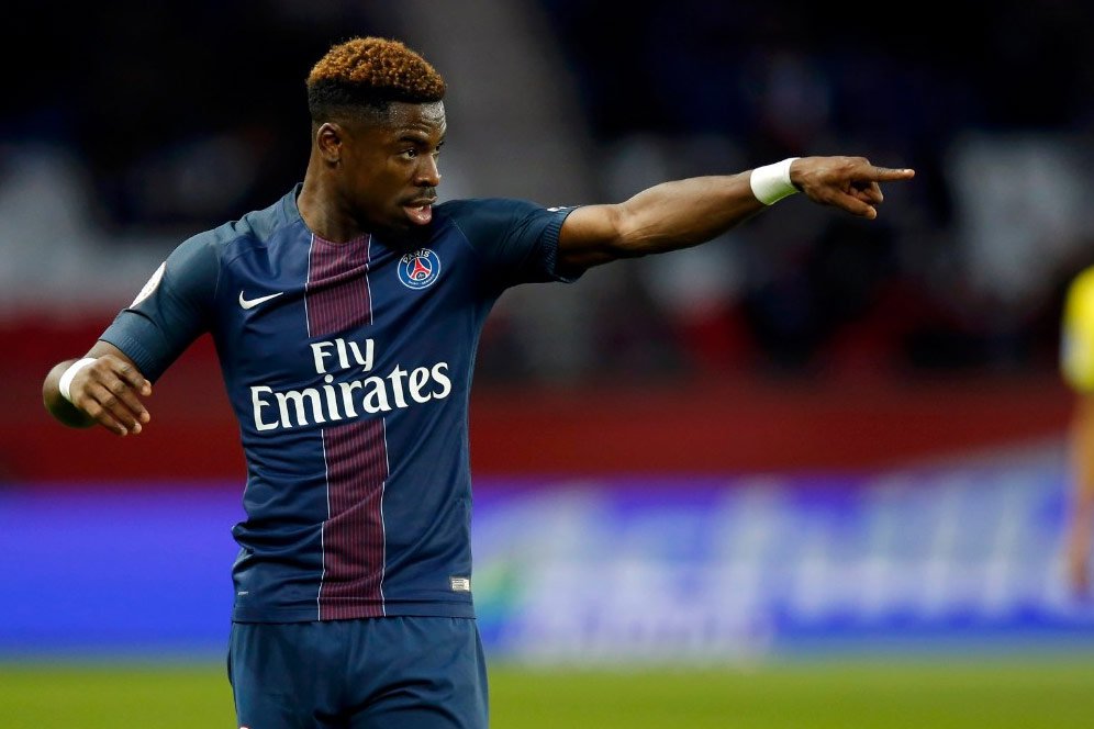 Diincar MU, PSG Benarkan Aurier Ingin Pergi Diincar MU, PSG Benarkan Aurier Ingin Pergi