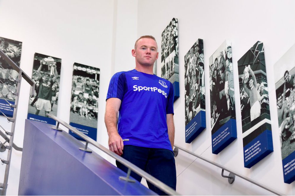 'Rooney Kembali Untuk Menangkan Trofi Bersama Everton' 'Rooney Kembali Untuk Menangkan Trofi Bersama Everton'