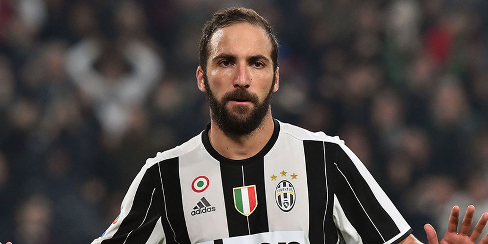Gonzalo Higuain (c) AFP