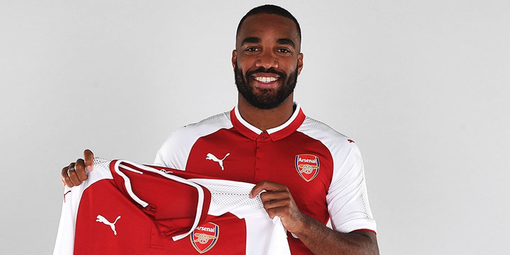 Alexandre Lacazette.