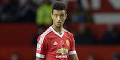 Manchester United Lagi-Lagi Pinjamkan Borthwick-Johnson