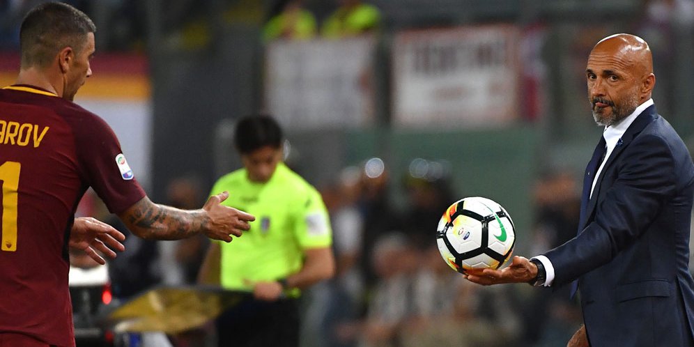 Luciano Spalletti (c) AFP