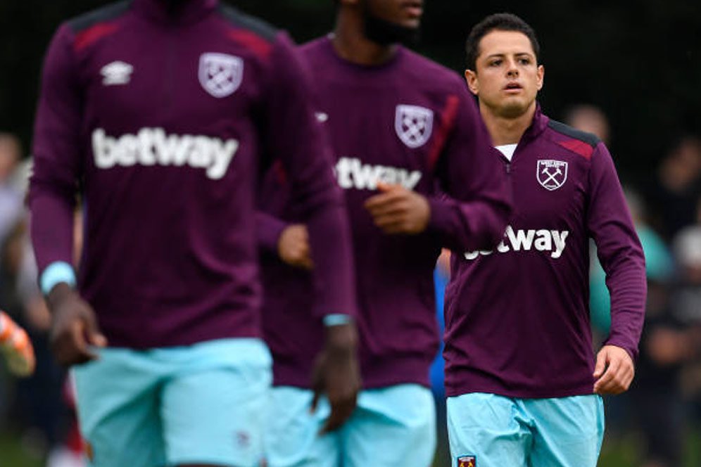 Chicharito: Manchester United Benar-benar Kejam Chicharito: Manchester United Benar-benar Kejam