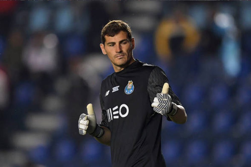 Casillas Akan Didepak, Liverpool Siaga Satu Casillas Akan Didepak, Liverpool Siaga Satu