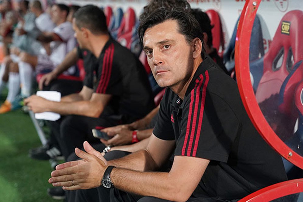Usai Dipermak Lazio, Milan Diminta Belajar Main Pragmatis Usai Dipermak Lazio, Milan Diminta Belajar Main Pragmatis