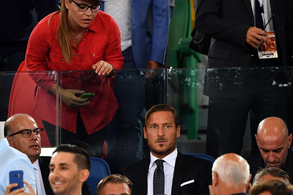 Spalletti: Mereka Pikir Sayalah Alasan Totti Pensiun Spalletti: Mereka Pikir Sayalah Alasan Totti Pensiun