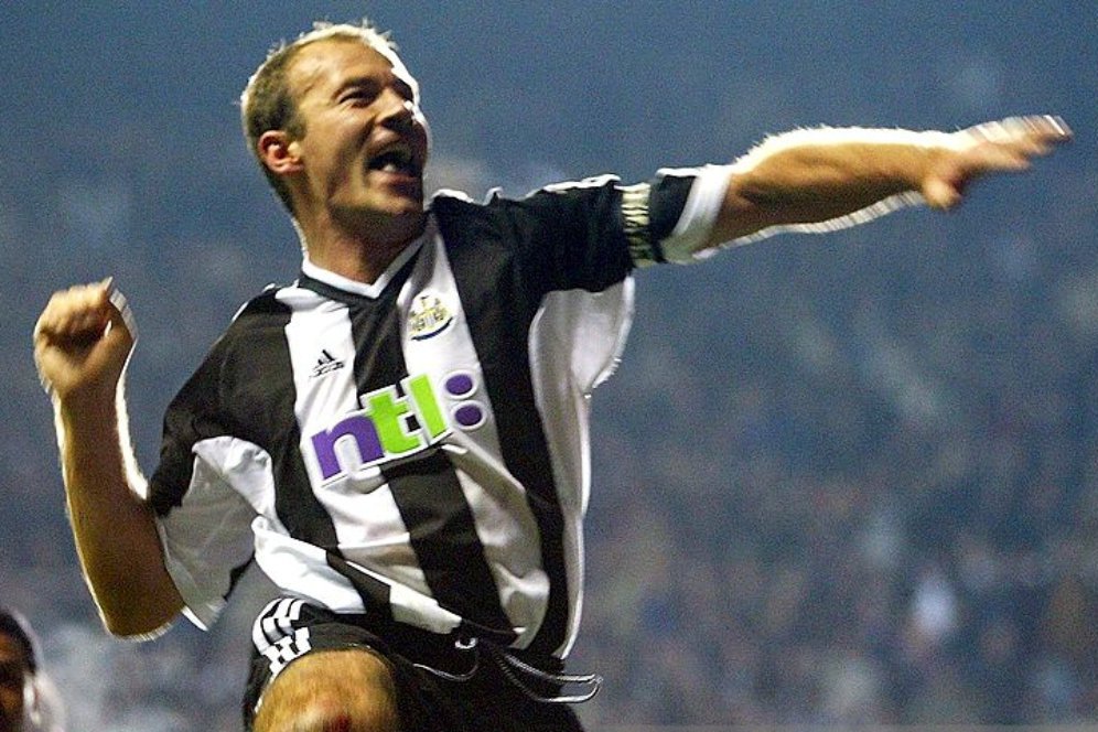 Rivalitas tak Halangi Shearer untuk Puji Henry Sebagai Pemain Prancis Terbaik di EPL Rivalitas tak Halangi Shearer untuk Puji Henry Sebagai Pemain Prancis Terbaik di EPL