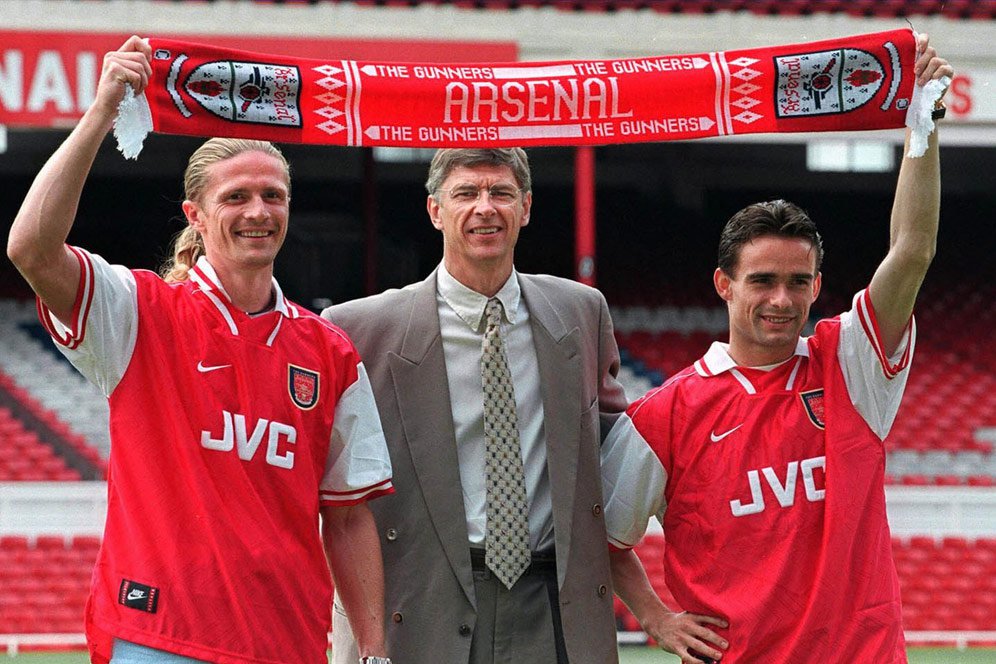 Arsene Wenger Kenang Perekrutan Marc Overmars Arsene Wenger Kenang Perekrutan Marc Overmars